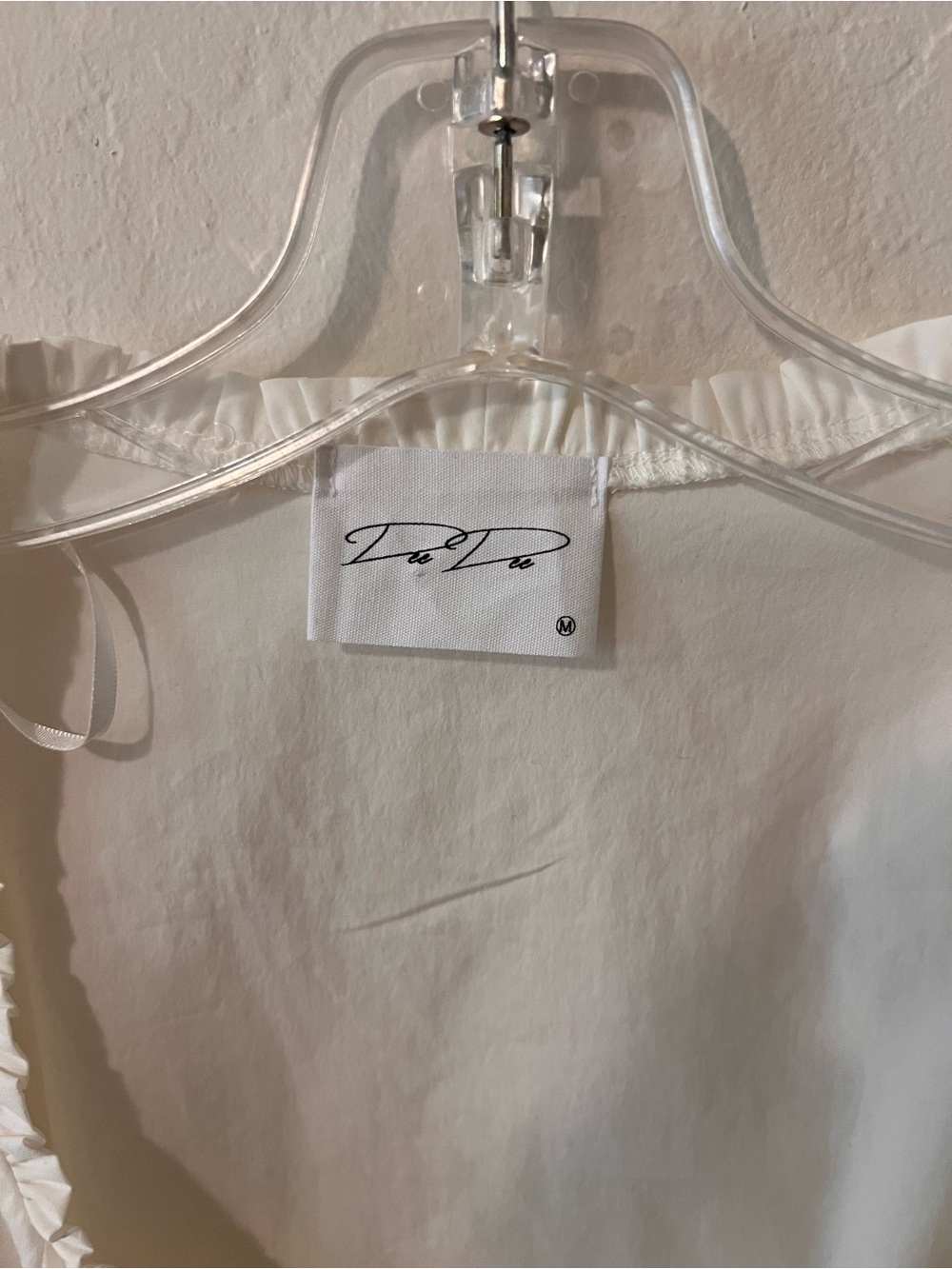 White Puff-Sleeve Button Front Top - Picture 4 of 4